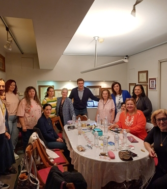 Υφαίνοντας μνήμες, κρατώντας ζωντανή την κληρονομιά